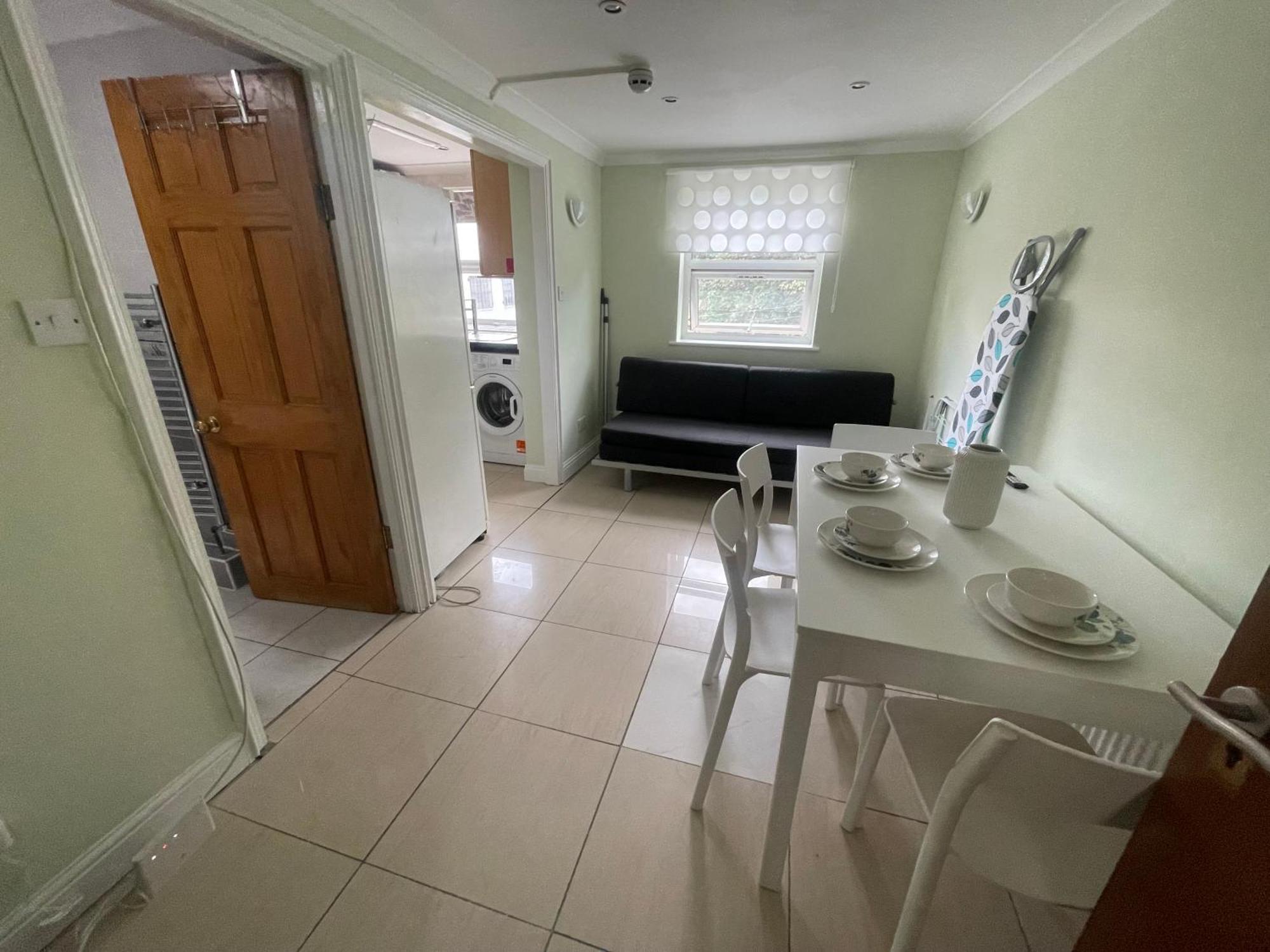 Entire 3 Bedroom Home - Minutes To Emirates Stadium! Londen Buitenkant foto